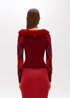 DIAMOND PATTERN SWEATER WITH FAUX FUR COLLAR