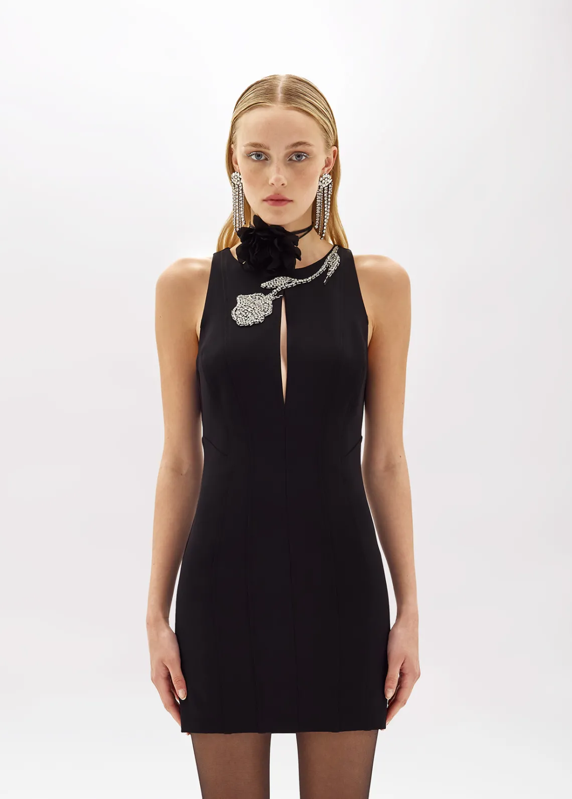 DRESS IN STRETCH CRÊPE WITH EMBROIDERY