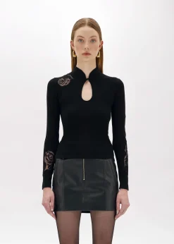 FITTED KNIT TOP WITH TULLE ROSES
