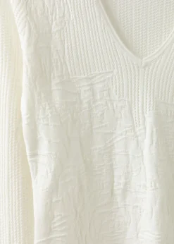 FITTED SWEATER WITH FLORAL PATTERN