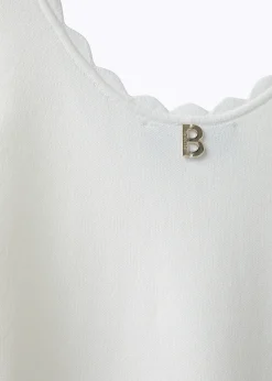 KNIT TOP WITH SCALLOPED EDGES