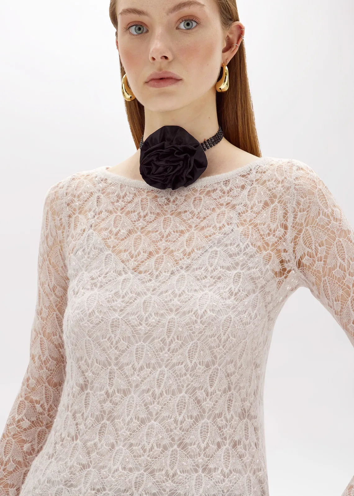 LACE STITCH SWEATER WITH EMBROIDERY