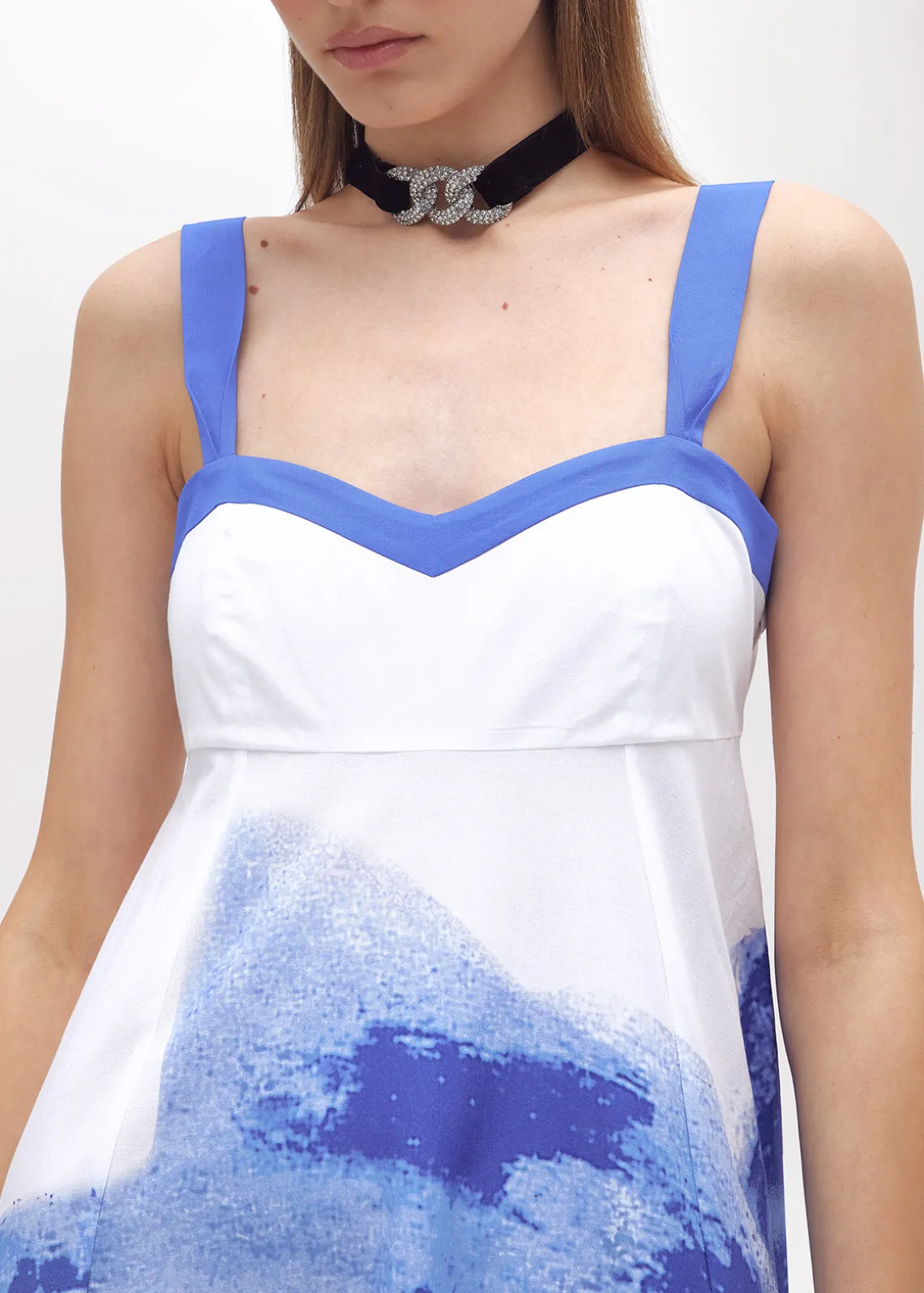 LONG POPLIN DRESS WITH ROSE DECORATION