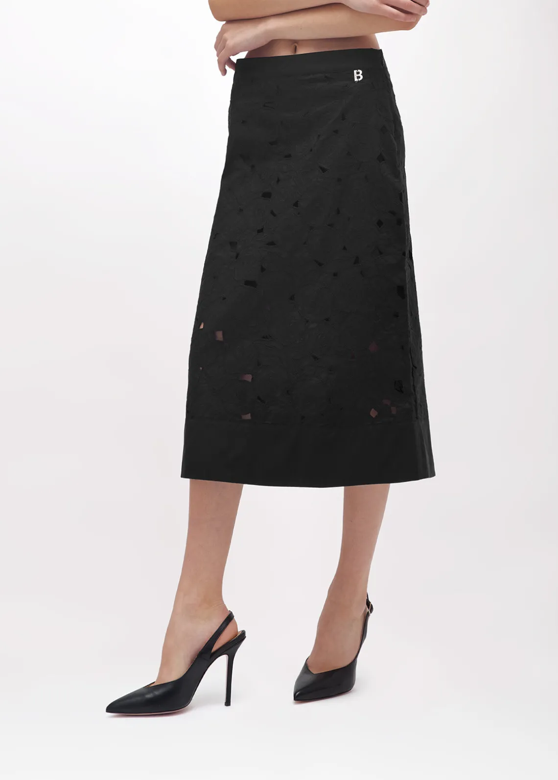 MIDI SKIRT WITH INLAID ROSES