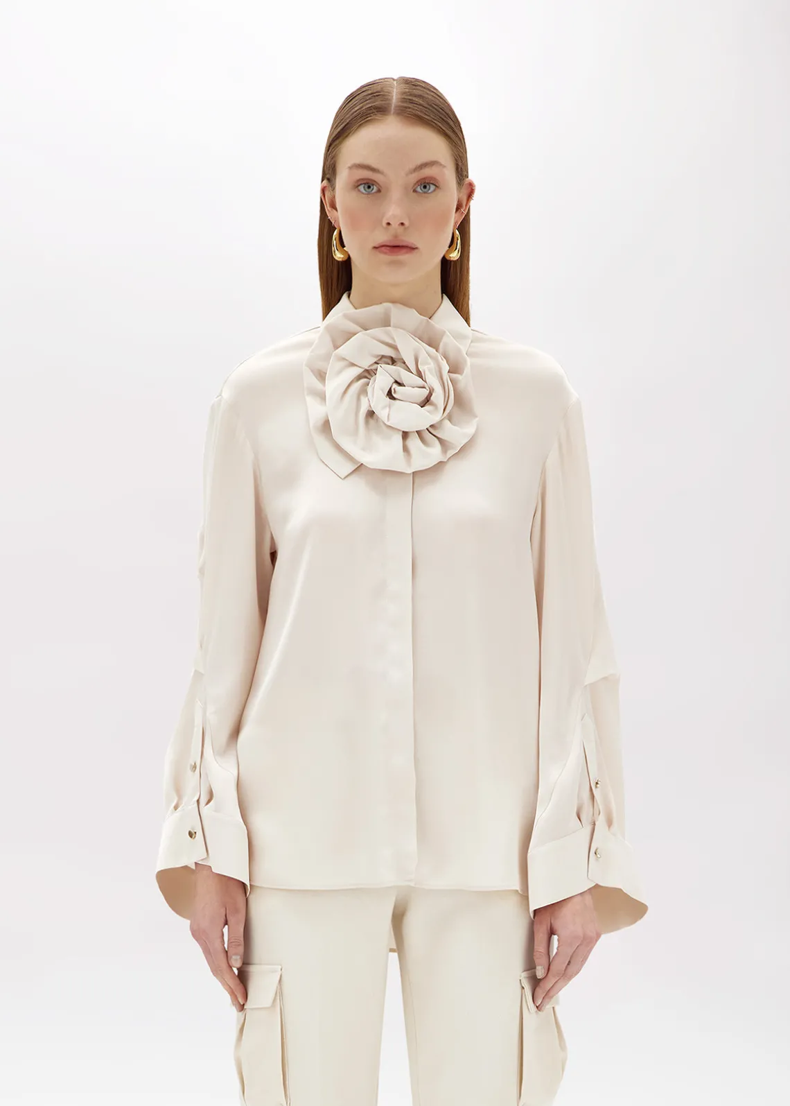 OVERSIZED SATIN SHIRT WITH ROSE