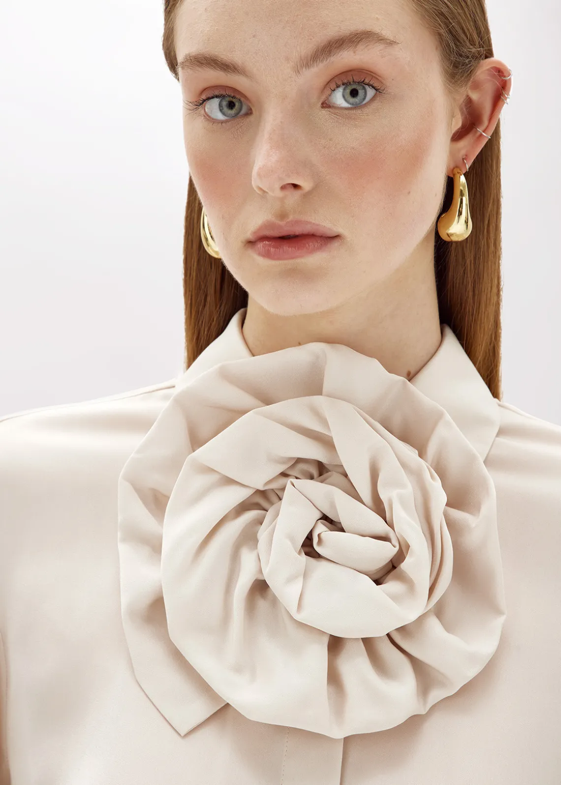 OVERSIZED SATIN SHIRT WITH ROSE
