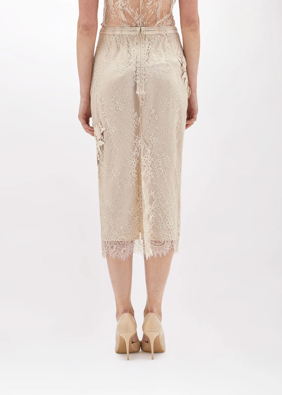 SHEATH SKIRT WITH EMBROIDERY ROSE DESIGN
