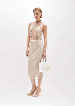 SLIM LACE TOP WITH EMBROIDERY