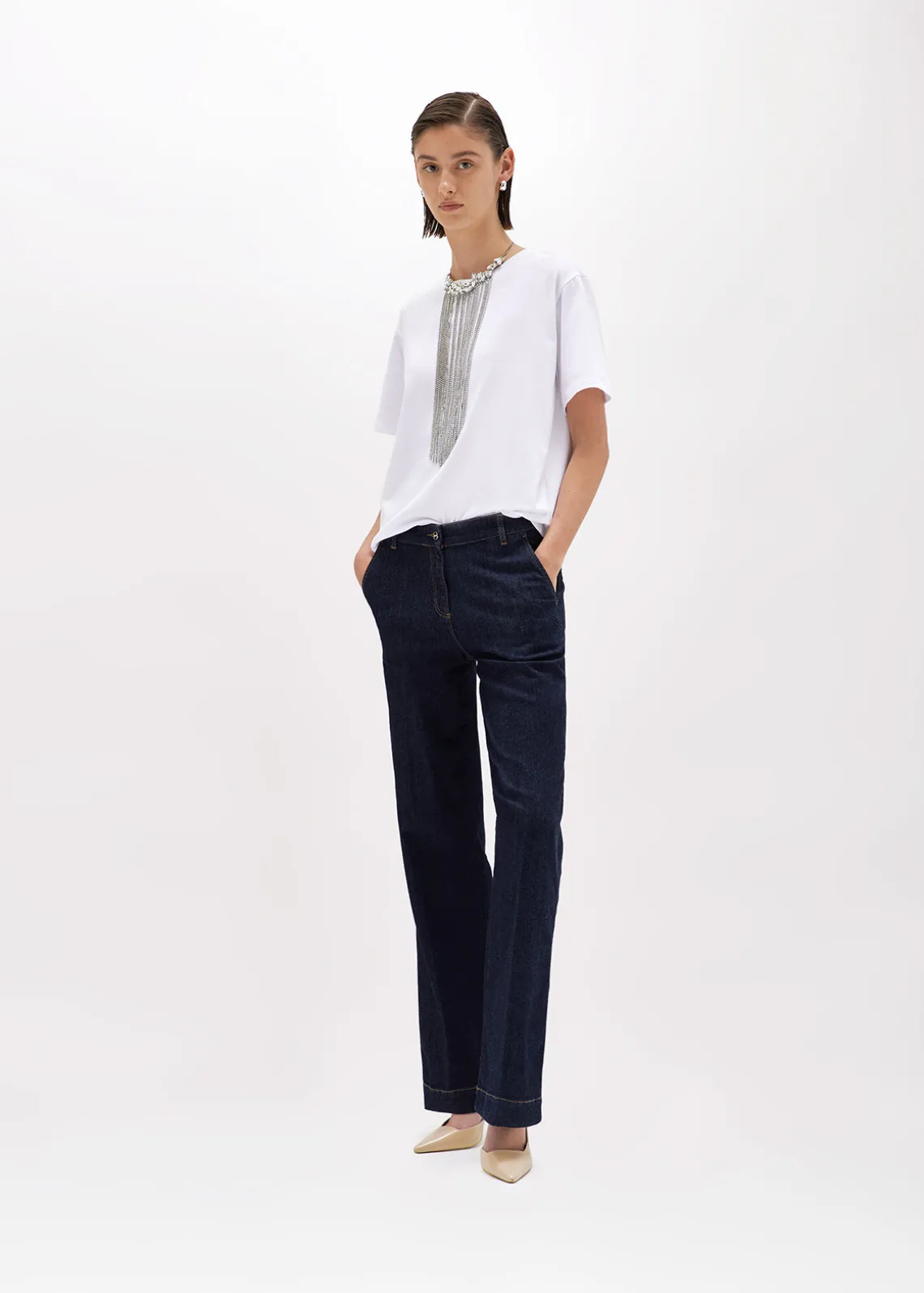 T-SHIRT IN COTTON WITH CRYSTAL NECKLACE